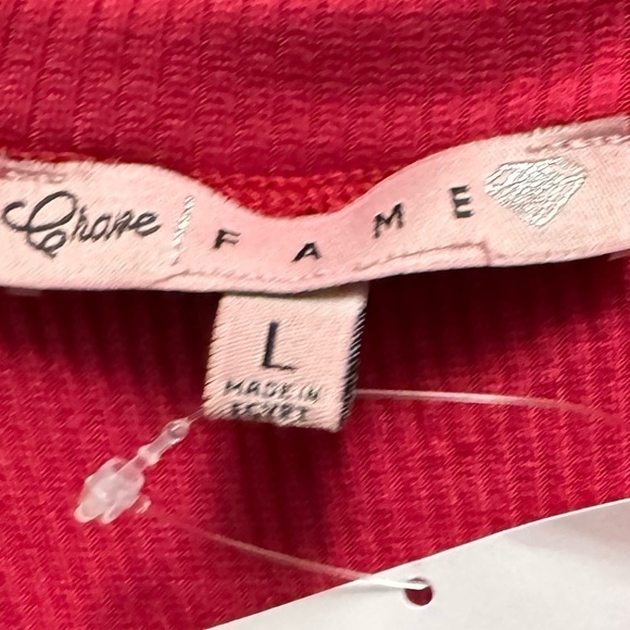 CRAVE FAME
Juniors' Racerback Tank Top high neck size L - Picture 8 of 9